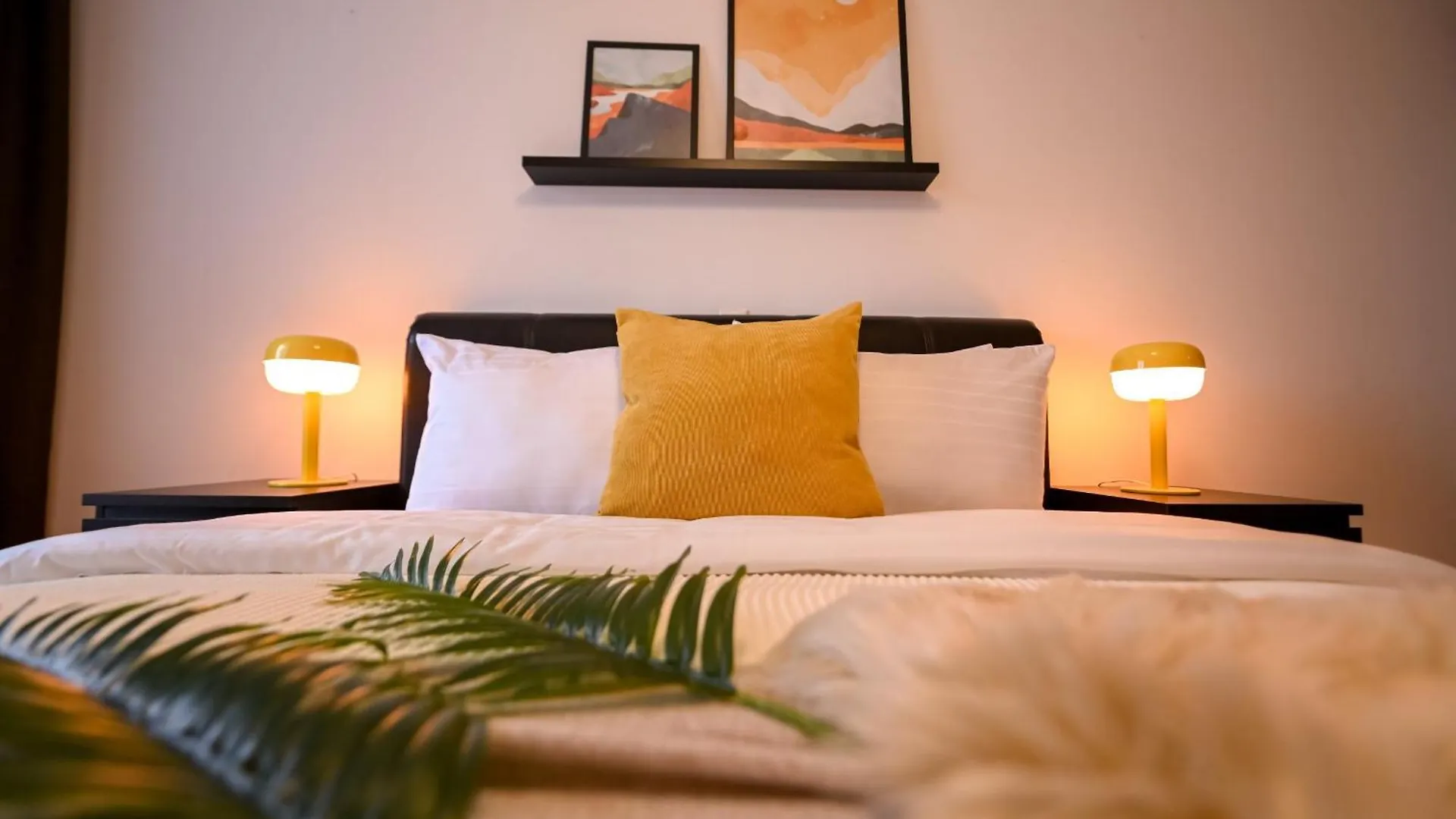 Amazing Stay - Modern 1Br With Balcony In Aviatiei Bukarest Rumänien