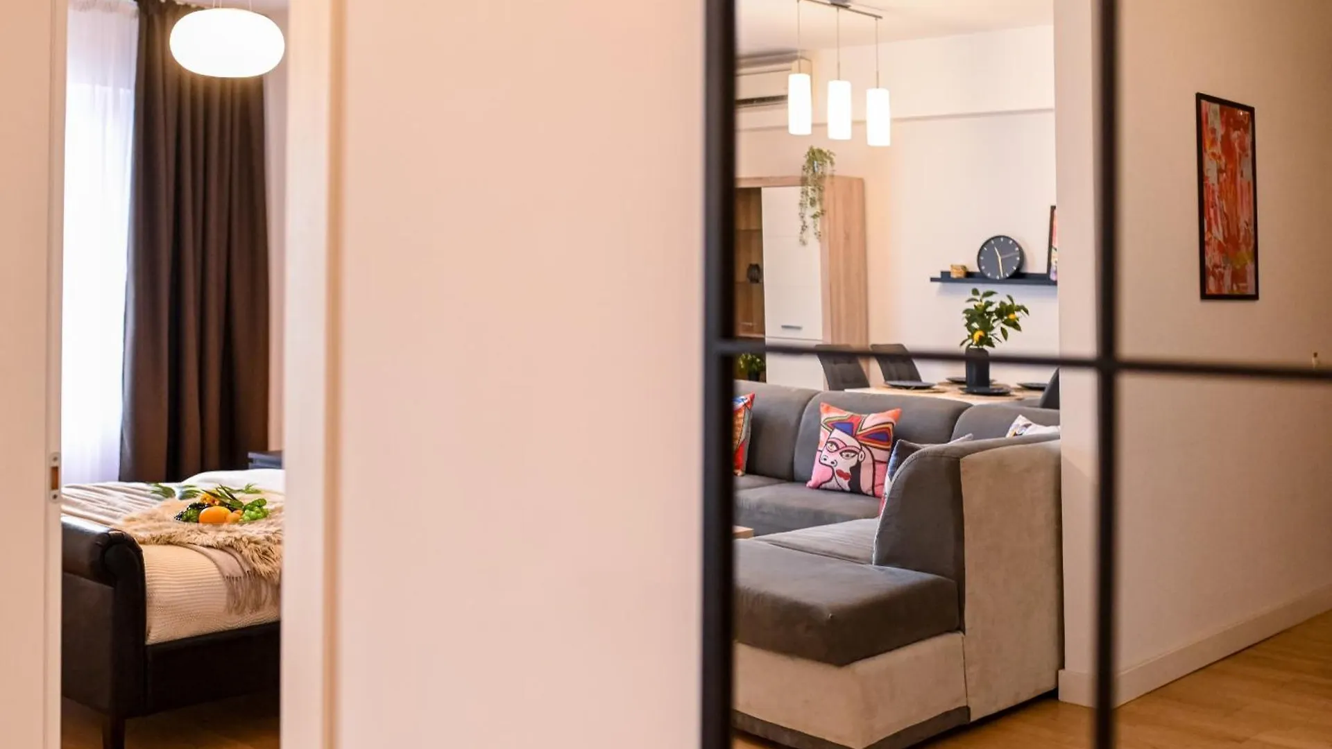Amazing Stay - Modern 1Br With Balcony In Aviatiei Bucharest Apartment